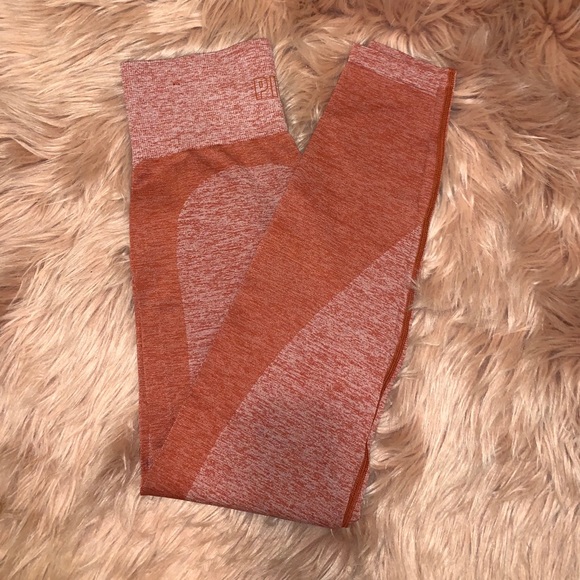 PINK seamless leggings - Picture 2 of 3